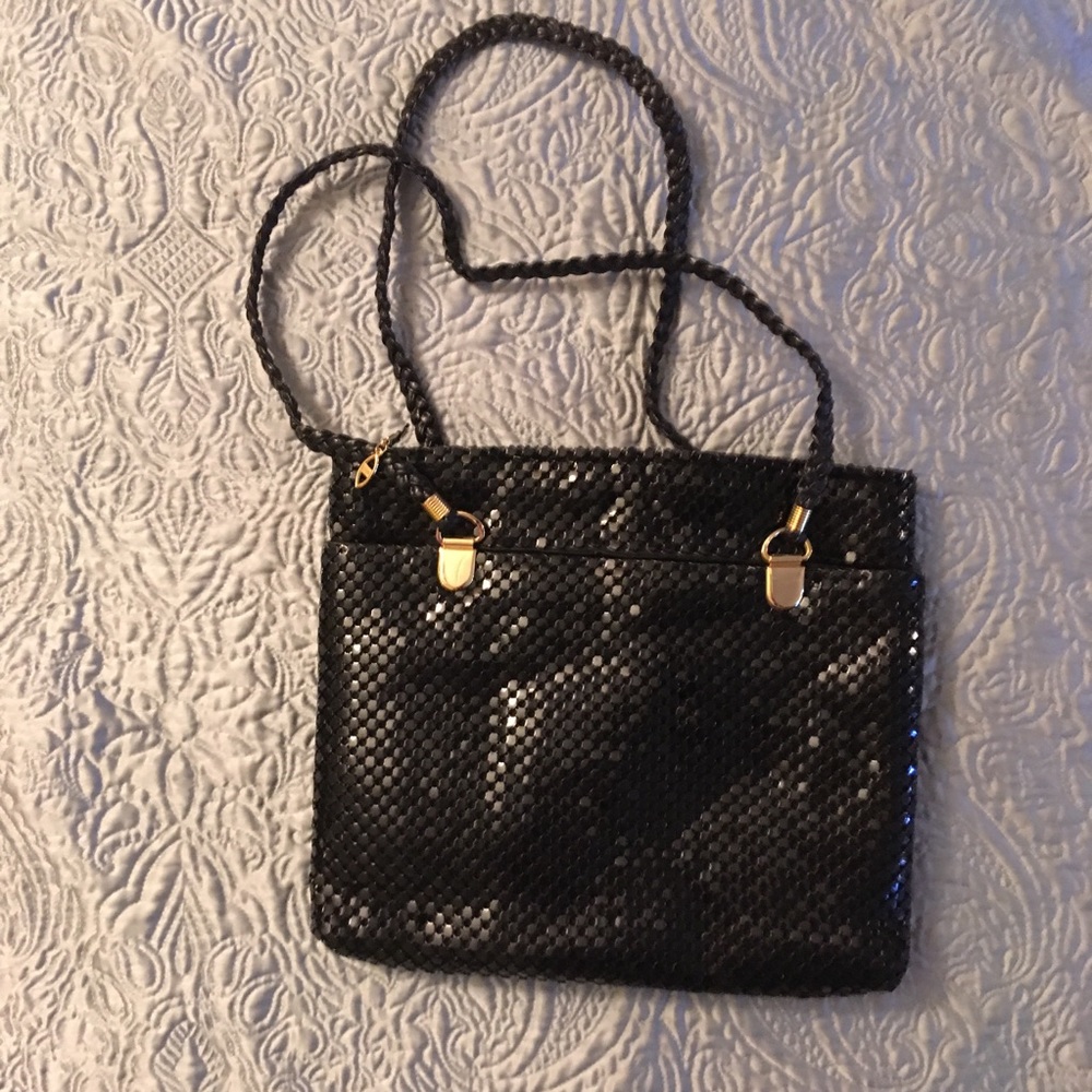 Black mesh purse.🐞